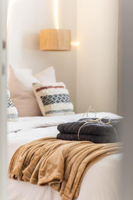 Cinehome - 5 Min Centre-parking/tram Au Pied Appartement Tours