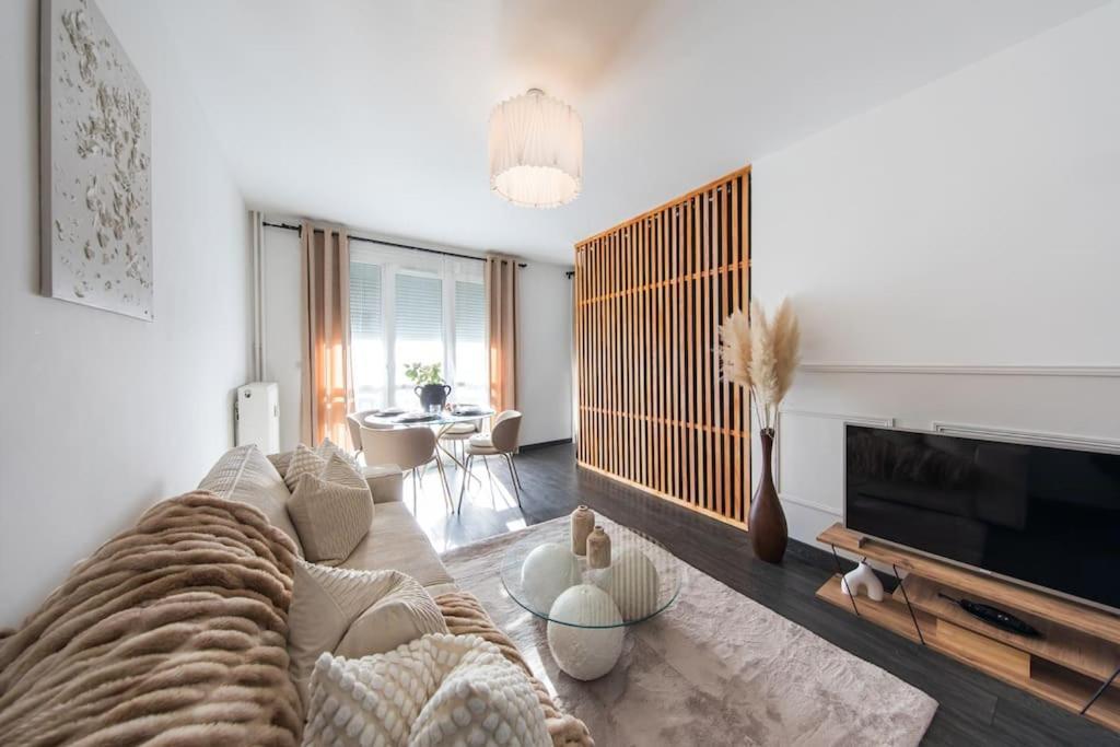 Cinehome - 5 Min Centre-parking/tram Au Pied * Tours