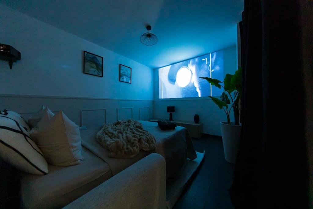 Cinehome - 5 Min Centre-parking/tram Au Pied Tours
